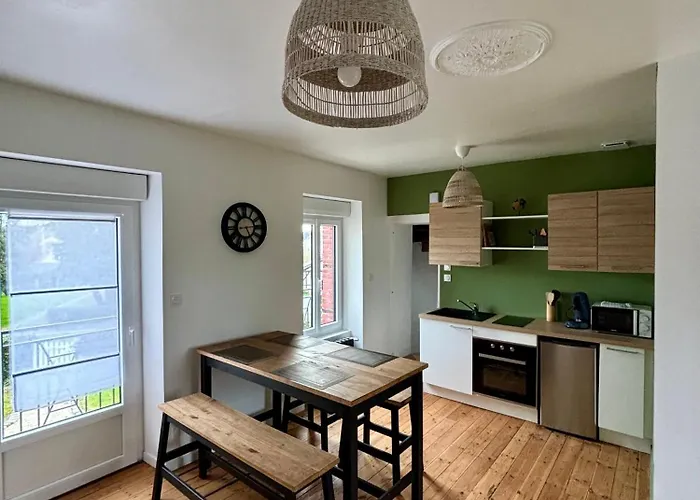 De La Petite Tour 公寓 蓬托尔松